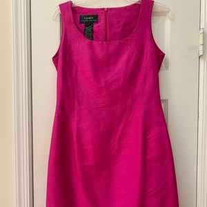 Beautiful yet simply chic Summer sheath dress